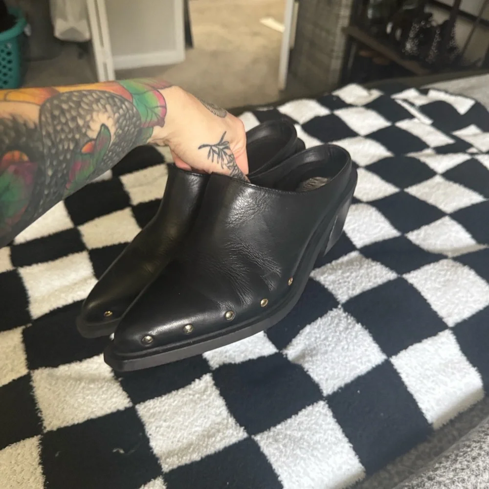 ALOHAS Black Mules with Gold Studs - Picture 3 of 6